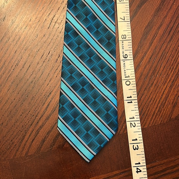 Newberry Boy Tie, Teal in color, Zip-up tie, EUC - Picture 7 of 9
